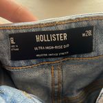 Hollister  Jeans Dad Ultra High-Rise Light Wash Ripped Photo 1