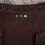 Adorable chocolate brown 3 dots super soft top with great detail Size L Photo 1