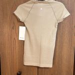 Lululemon  Swiftly Tech Tee 2.0 Textured Knit Sheer Oak Sz2 Photo 1