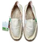 Sanuk NWT/ NWOB  Beige Creme Pink Polka Dot Hot Dotty Slip On Shoes Size 5 Photo 0