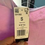 Adidas  short sleeve top Photo 3