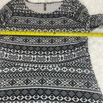 Massini  black white geometric long sleeve knee length dress EUC woman’s large Photo 6