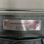 No Boundaries  Womens Jeans 7 Y2K Low-Rise Distressed Preppy Mean Girls Regina Photo 1