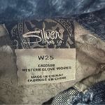 Silver Jeans Silver Jean Shorts size 25 Photo 4