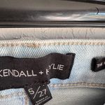 Kendall + Kylie NWT  The Icon High Rise Straight Light Wash Blue Jeans Womens 27 Photo 3
