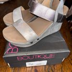 Boutique by Corkys Silver Women's Sandals 9 Photo 0