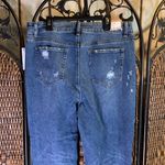 Tinseltown NWT  Hi-Rise Mom Jeans Distressed Size 31/13 Photo 2