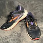 Brooks Adrenaline GTS 22 Size 7 Supportive Running Shoe Black/Purple/Coral Photo 2