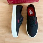 Vans  AUTHENTIC SECRET LOVER
SNEAKER Women 8.0 US Mens 6.5 US Photo 4