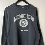 Alumni Club Chicago Crewneck Sweatshirt Vintage 90s L Gray Pullover Unisex Fit Size L Photo 9