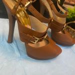 Michael Kors MACKENZIE MK GOLD LOGO SAFFIANO PLATFORM women’s SANDALS 9M.. Photo 1