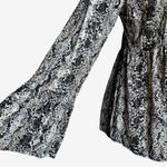 Savanna Jane Flowy Embroidered Snake Skin Blouse Sz L Size L Photo 2