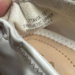 Tahari  Girl White Leather Ballet Flats Gold Logo Slip On Shoes Size 10 Photo 7