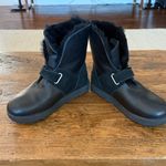 UGG  Black Leather Shearling Isley Waterproof Boots Size 7 Photo 3