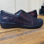 Alegria  Lauren Women's Burgundy Metallic Leather Clogs Shoes Sz‎ 38W US 8-8.5 Photo 4