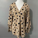 JODIFL  abstract leopard print tan billowy poet sleeve V-neck tunic blouse shirt Photo 1