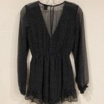 Princess Polly  Arrow Romper Size 2 EUC Photo 3