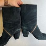 Vince Camuto Black Suede Ankle Boots Gold Zipper Block Heel Size 10 / 40 Photo 6