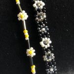Black White Yellow Seed Bead Beaded Flower Bracelets Photo 4