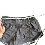 Lululemon Hotty Hot Short II *2.5" Heather Lux Multi Black / Heathered Black Photo 3