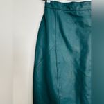 VTG Women's Sz: 8 Aqua Blue Split Hem Leather Pencil Skirt. Snap & Zip Closure. Photo 7