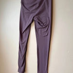 Yogalicious  Leggings‎ Photo 1