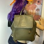 Michael Kors  Hayes Medium Leather Backpack in Olive Ballet Photo 5