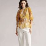 Ted Baker  Darcila Exaggerated Puff Sleeve Top in a painted leaf print size 2 Photo 3