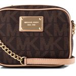 Michael Kors Jet Set Crossbody Photo 0