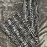 SheIn Flared Leggings  Photo 0