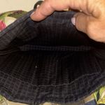 BLACK QUILTED FLORAL TOTE BAG
BUTTON EMBELLISHMENT CLOSURE
EXCELLENT CONDITION Photo 6