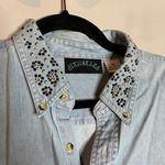 Vintage chambray embellished rhinestone cheetah button down shirt Size M Photo 2