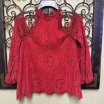 Big Hit burgundy embroidered lace cold shoulder lined top Photo 0