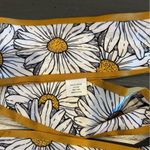 Daisy Floral Scarf Scrunchie Photo 5