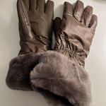 UGG Womens Gloves Photo 0