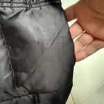 EXPRESS Womens Quilted Black Puffer Vest Size Large Duck Down Fill Photo 6