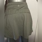 Balance Collection Woman’s Black and gray pin stripe skort with drawstrings and 2 side pockets Photo 2