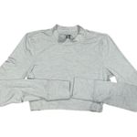 Vuori  grey cropped long sleeve  Photo 0