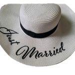 None Just Married White Black Summer Beach Hat Photo 1