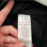 Time and Tru Black V Photo 2