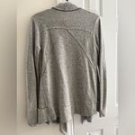 Kuhl  Women's Heather Gray Cardigan Wrap with Pockets Size Medium Wool Blend Photo 3