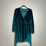 SheIn  Curve Velvet Long Sleeve Faux Wrap‎ Dress Plus Size 1X Green Velour Photo 1