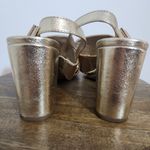 Circus by Sam Edelman  Gold Block Heel Sandals Size 8.5 Gold Sandal Heels Photo 4