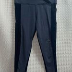 Avia  Women's Active Capris with Tulip Waistband Size S Photo 0