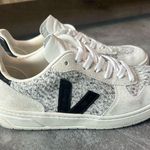 VEJA V-10 Flannel Sneakers Snow/Black Size EU 37 US 6 Photo 2