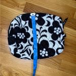 Vera Bradley  Black and White Floral Tote, Wallet, and Toiletry Bag Set Photo 11