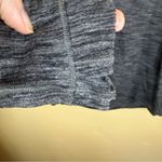 Lululemon  Womens Space Dye Long Sleeve T-Shirt with Thumbholes Size 8 Activewear Photo 3