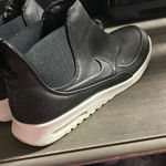 Nike Women’s Air Maxx Thea. Black simple high top pull on sneakers Photo 2