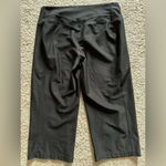 Nike  Women's Black Dri-FIT leggings size medium Photo 2