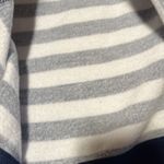 Vineyard Vines  Soft and Cozy Striped Whale logo sweatshirt size XS Photo 13